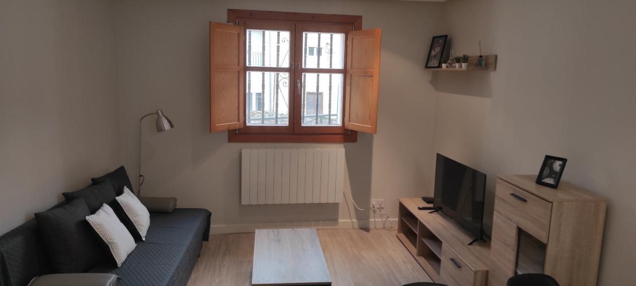 Apartamento Con Encanto En Casco Historico De Бургос Екстер'єр фото