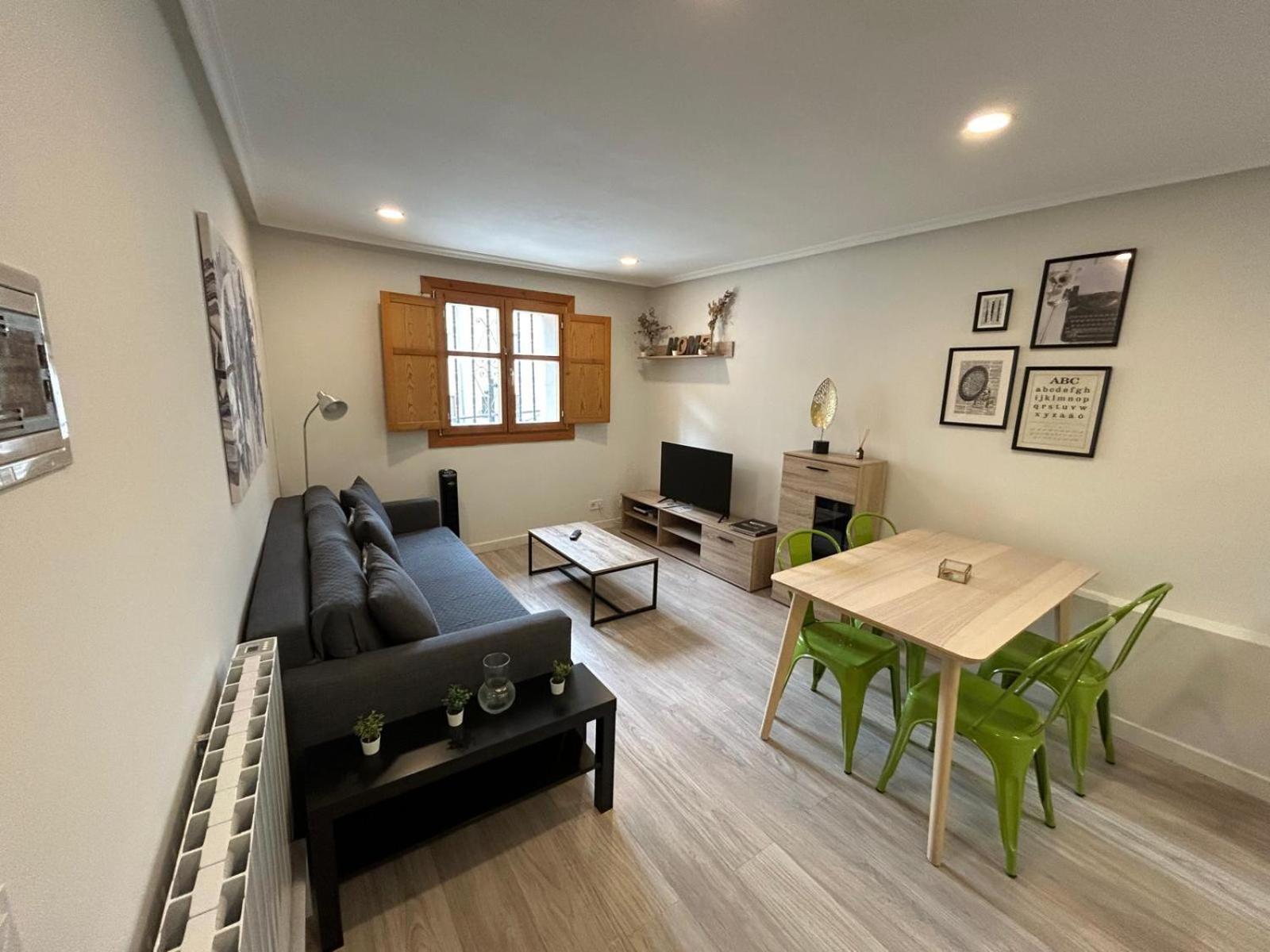 Apartamento Con Encanto En Casco Historico De Бургос Екстер'єр фото
